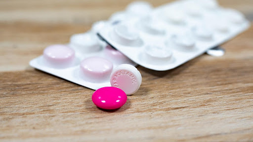 Substâncias analgésicas são as mais propensas aos riscos de overdose acidental. (Fonte: Hilbert/Pixabay/Reprodução)