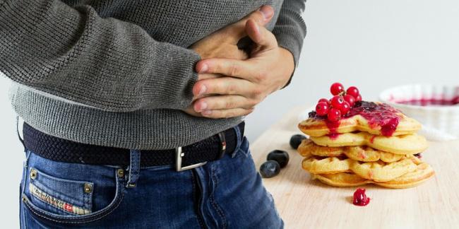 O desequilíbrio da flora intestinal pode ser causado por vários fatores, como a má alimentação. (Fonte: Pixabay)