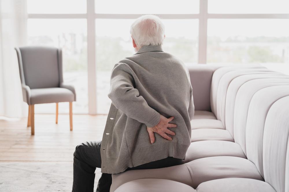 A doença é diagnosticada especialmente em indivíduos com mais de 65 anos. (Fonte: Shutterstock)