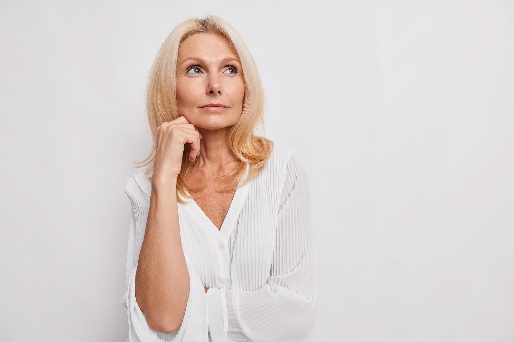 Se os sintomas da menopausa estiverem afetando a sua qualidade de vida, procure atendimento médico,